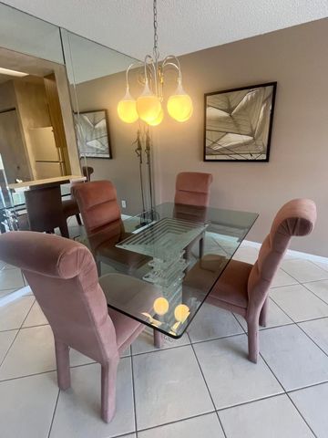 7006 HUNTINGTON Lane 302, Delray Beach, FL 33446