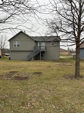 565 S Cedar Street, Gardner, KS 66030