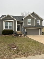 565 S Cedar Street, Gardner, KS 66030