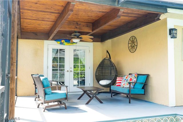 233 Baltusrol DR, Naples, FL 34113