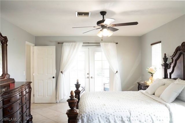 233 Baltusrol DR, Naples, FL 34113