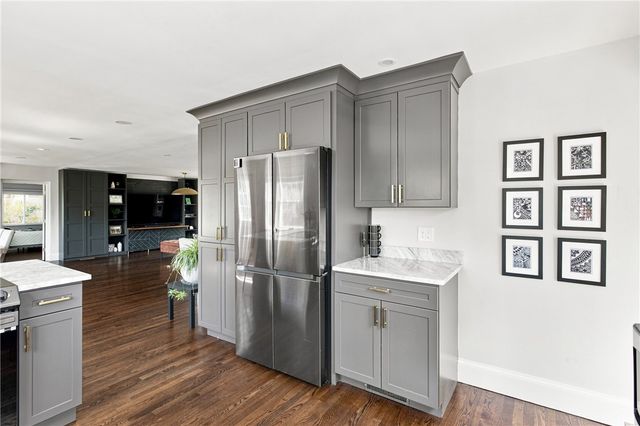 561 Boyds Lane, Portsmouth, RI 02871
