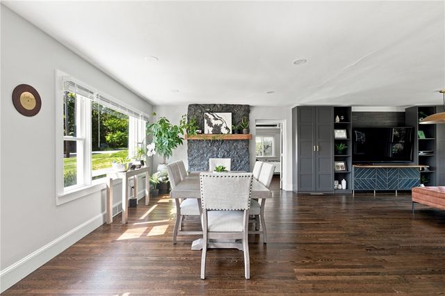 561 Boyds Lane, Portsmouth, RI 02871