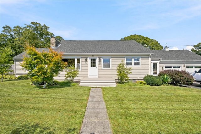 561 Boyds Lane, Portsmouth, RI 02871