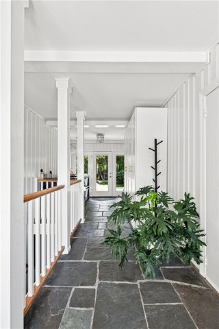 561 Boyds Lane, Portsmouth, RI 02871