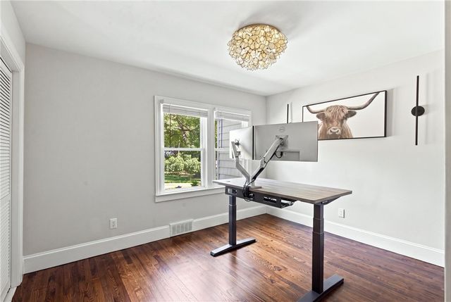 561 Boyds Lane, Portsmouth, RI 02871