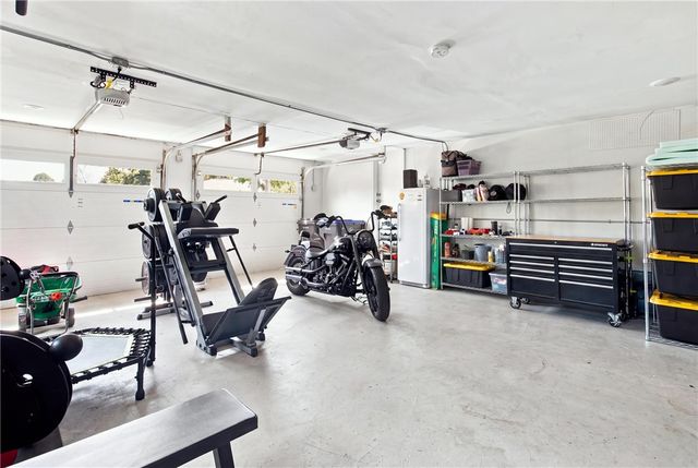 561 Boyds Lane, Portsmouth, RI 02871