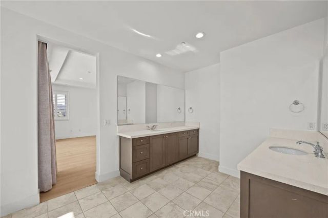 20638 W Deer Grass Ct Court, Porter Ranch, CA 91326