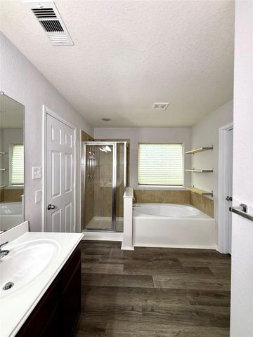 10646 Chestnut Path Way, Tomball, TX 77375