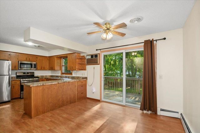 300 Quaker Lane N, Plymouth, MN 55441