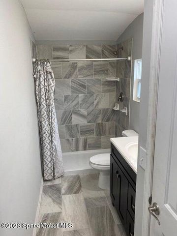 2944 Century Oaks Circle, West Melbourne, FL 32904