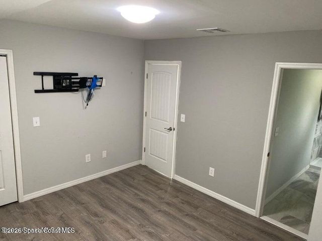 2944 Century Oaks Circle, West Melbourne, FL 32904