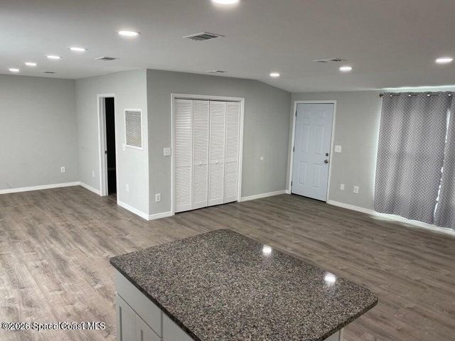 2944 Century Oaks Circle, West Melbourne, FL 32904
