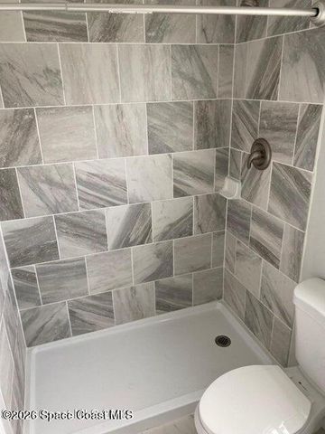 2944 Century Oaks Circle, West Melbourne, FL 32904