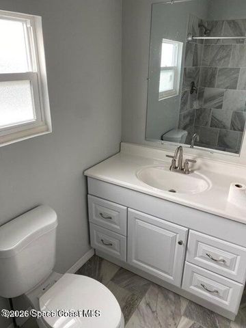2944 Century Oaks Circle, West Melbourne, FL 32904