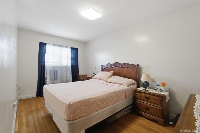 445 Olmstead Avenue, Bronx, NY 10473