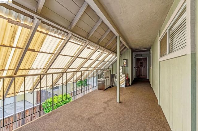 76 Oakes Blvd., San Leandro, CA 94577