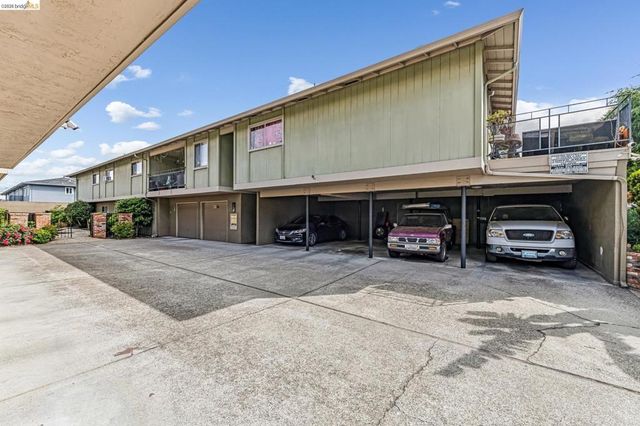 76 Oakes Blvd., San Leandro, CA 94577