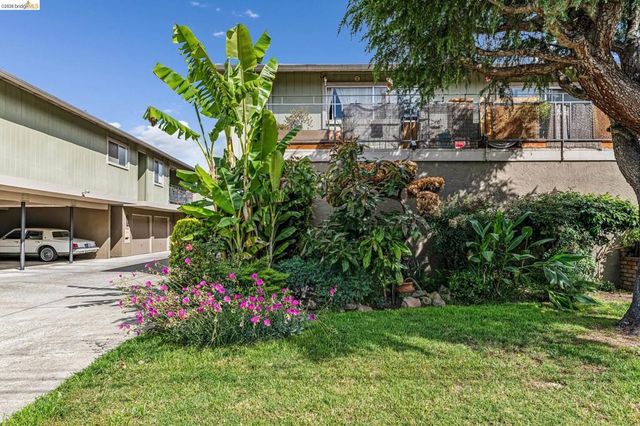 76 Oakes Blvd., San Leandro, CA 94577