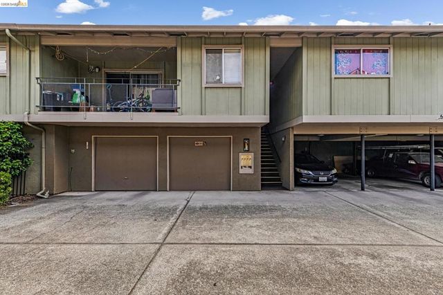 76 Oakes Blvd., San Leandro, CA 94577