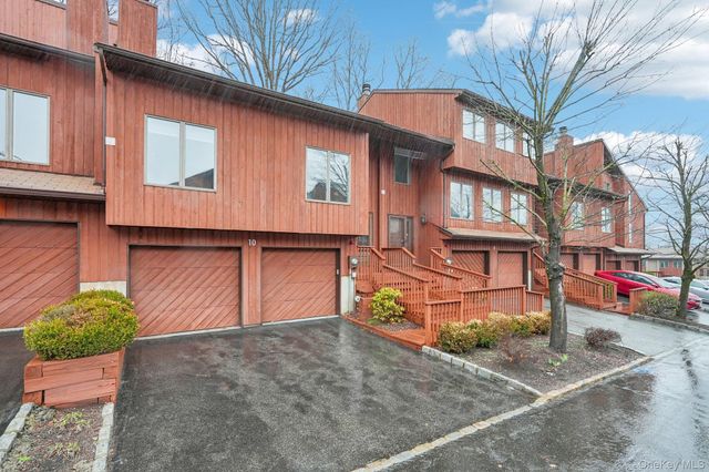 10 Omni Court, New City, NY 10956