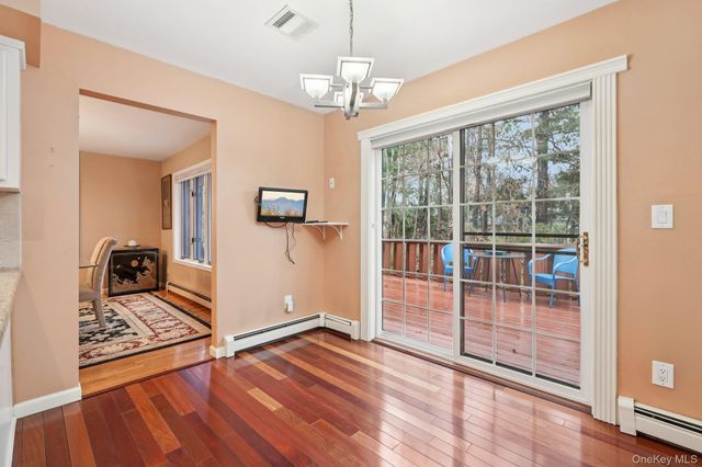 10 Omni Court, New City, NY 10956