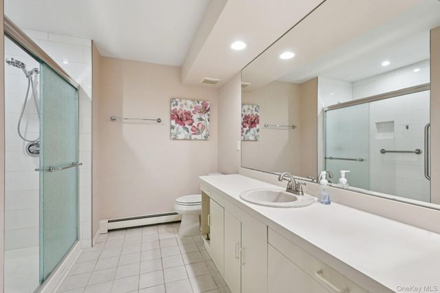 10 Omni Court, New City, NY 10956