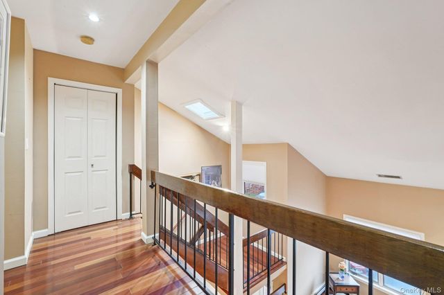 10 Omni Court, New City, NY 10956