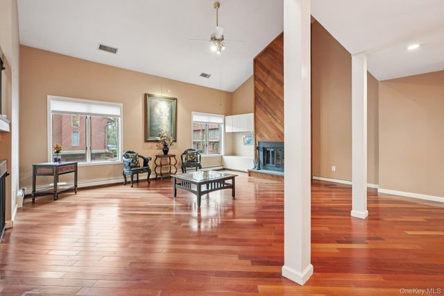 10 Omni Court, New City, NY 10956