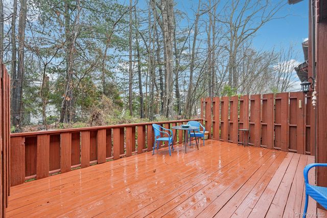 10 Omni Court, New City, NY 10956