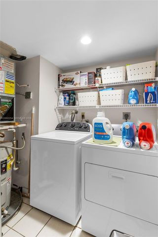 16175 Golf Club Rd 212, Weston, FL 33326