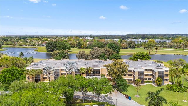 16175 Golf Club Rd 212, Weston, FL 33326