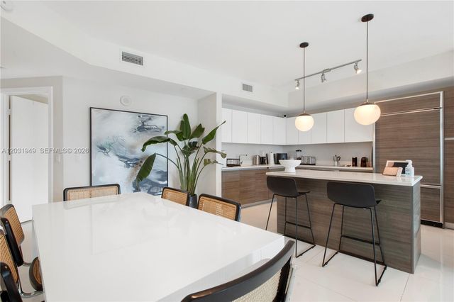 1100 S Miami Ave 3810, Miami, FL 33130