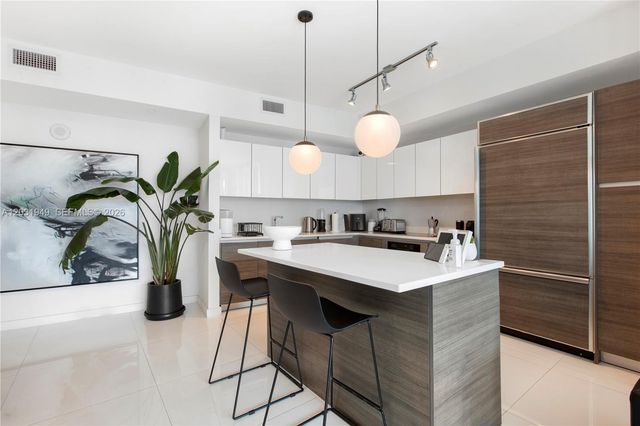 1100 S Miami Ave 3810, Miami, FL 33130