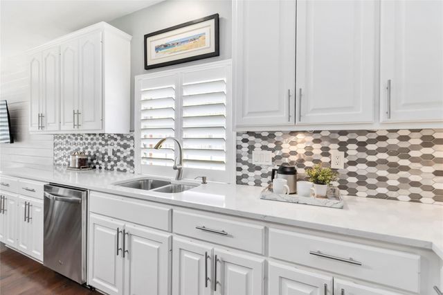 10601 Showboat CV, Austin, TX 78730