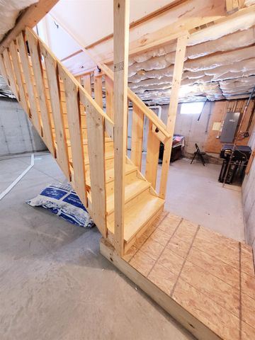 54 Linton Street, Nashua, NH 03060