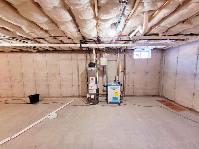 54 Linton Street, Nashua, NH 03060