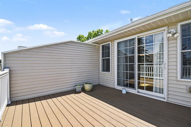 6589 Gracepoint Drive 77, Caledonia, MI 49316