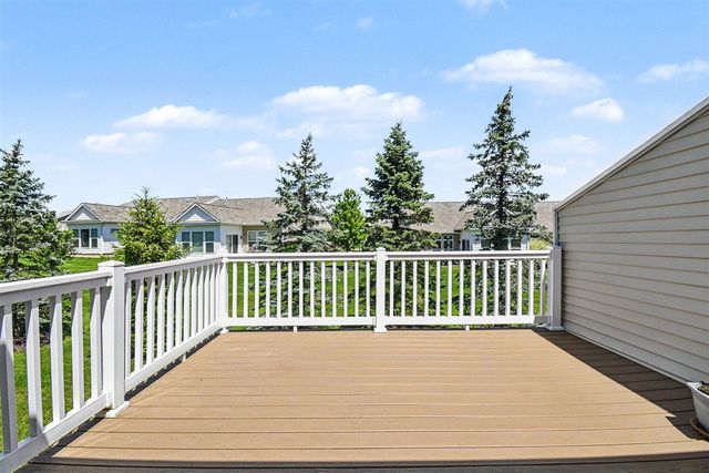 6589 Gracepoint Drive 77, Caledonia, MI 49316
