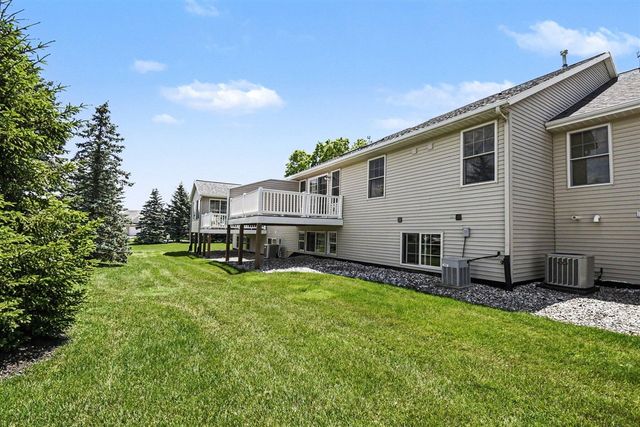6589 Gracepoint Drive 77, Caledonia, MI 49316