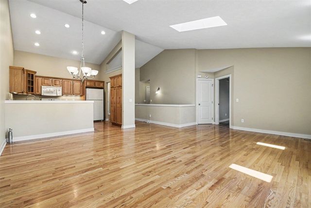 6589 Gracepoint Drive 77, Caledonia, MI 49316