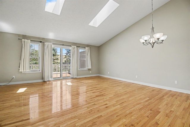 6589 Gracepoint Drive 77, Caledonia, MI 49316