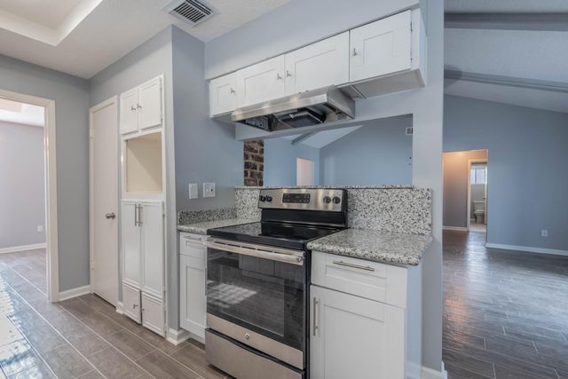 423 Gentilly Drive, Katy, TX 77450