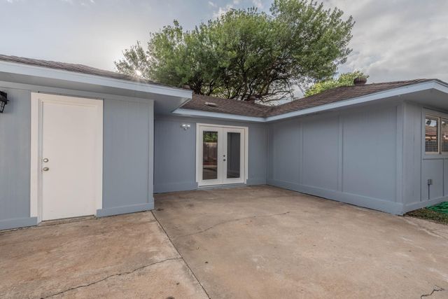 423 Gentilly Drive, Katy, TX 77450