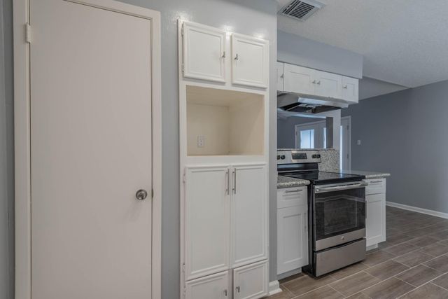 423 Gentilly Drive, Katy, TX 77450