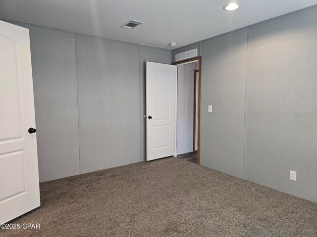 12319 Suncrest Drive, Fountain, FL 32438