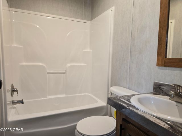 12319 Suncrest Drive, Fountain, FL 32438