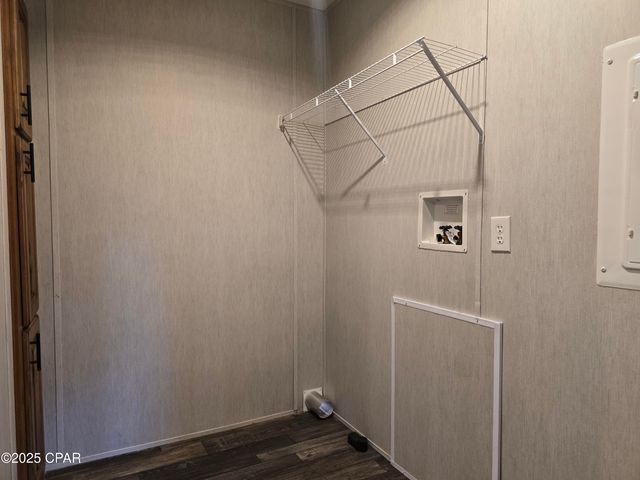 12319 Suncrest Drive, Fountain, FL 32438