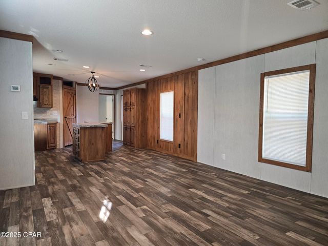 12319 Suncrest Drive, Fountain, FL 32438