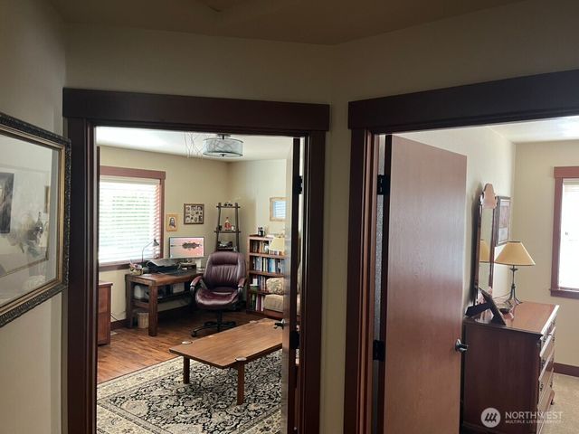 2901 S Bay Road NE, Olympia, WA 98506
